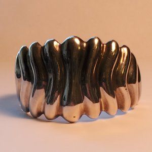 Vintage 925 Los Ballesteros Taxco Wide Wavy Cuff 6 5/8"
